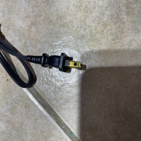 Vintage Vitantonio Mickey and Minnie Waffle Sandwich Maker Works Retired - Picture 5 of 5